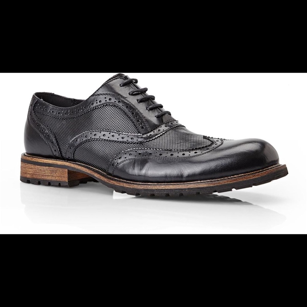 Steve Madden black Oxford dress shoes